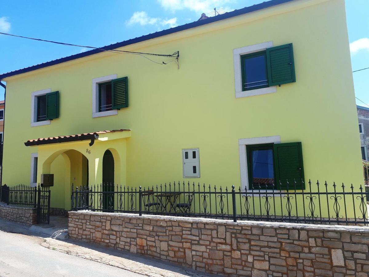 Apartment Terra Rossa Kaštelir Dış mekan fotoğraf
