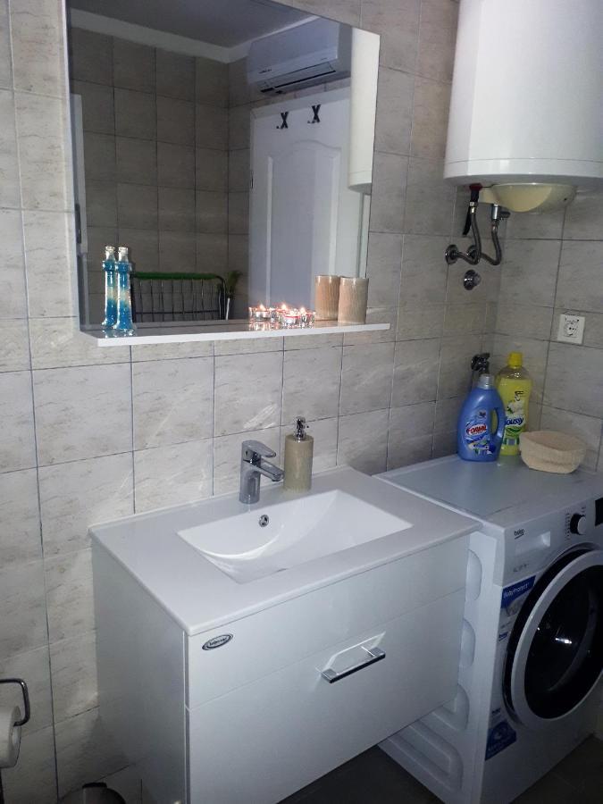 Apartment Terra Rossa Kaštelir Dış mekan fotoğraf