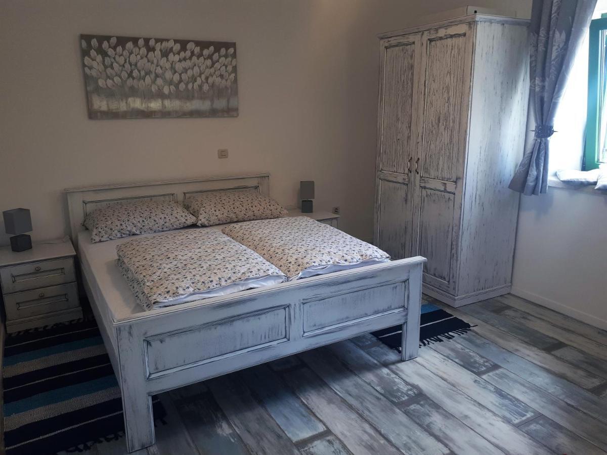 Apartment Terra Rossa Kaštelir Dış mekan fotoğraf